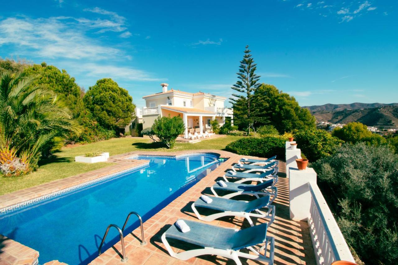 Gran Villa Con Vistas Al Mar Y Piscina Privada Malaga Bagian luar foto