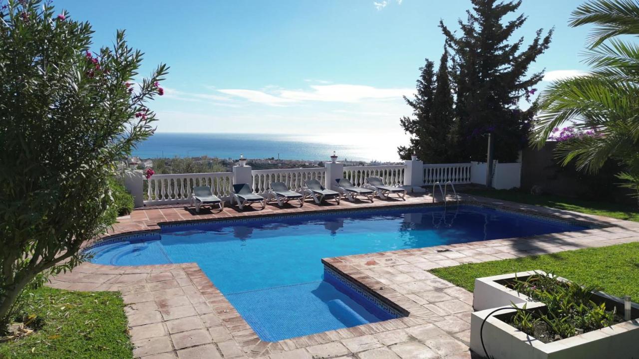 Gran Villa Con Vistas Al Mar Y Piscina Privada Malaga Bagian luar foto