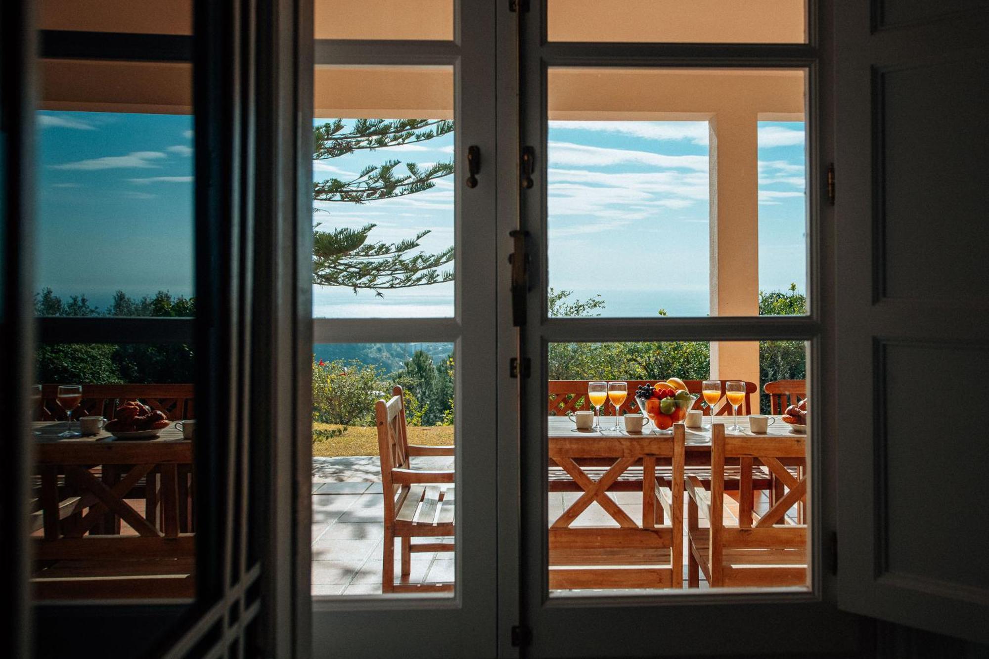 Gran Villa Con Vistas Al Mar Y Piscina Privada Malaga Bagian luar foto