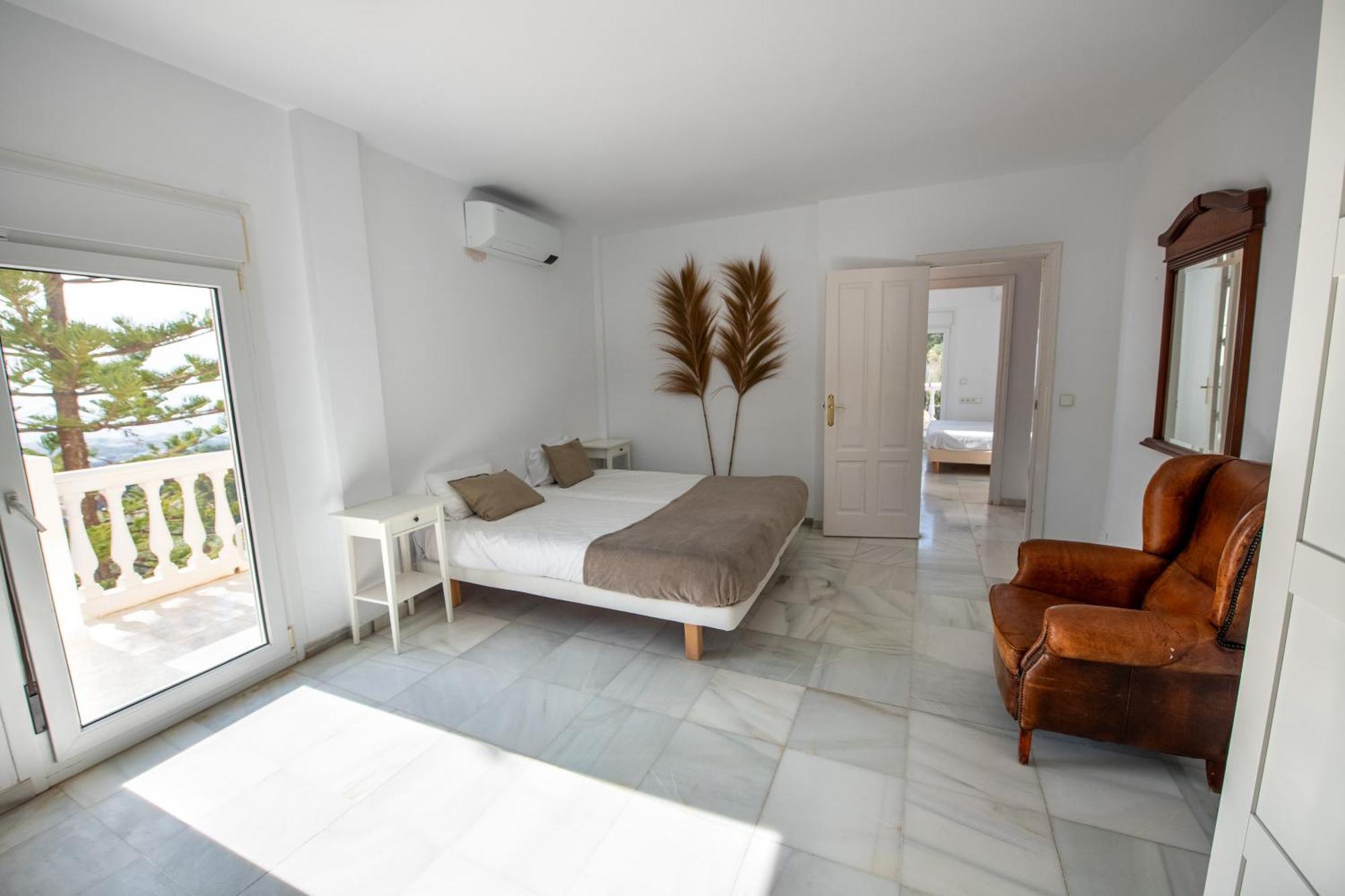 Gran Villa Con Vistas Al Mar Y Piscina Privada Malaga Bagian luar foto