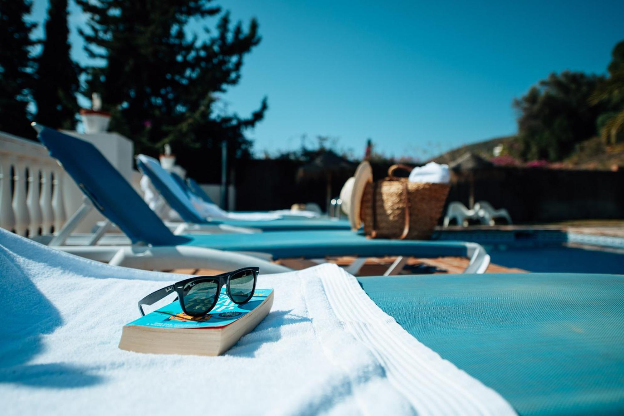 Gran Villa Con Vistas Al Mar Y Piscina Privada Malaga Bagian luar foto